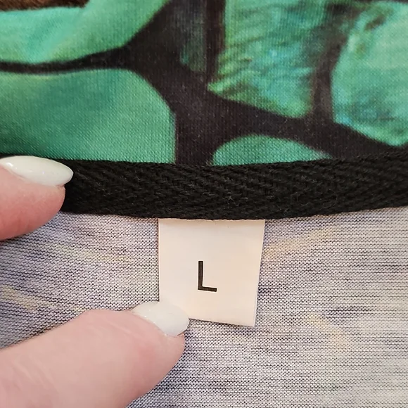 Top - Picture 12 of 14